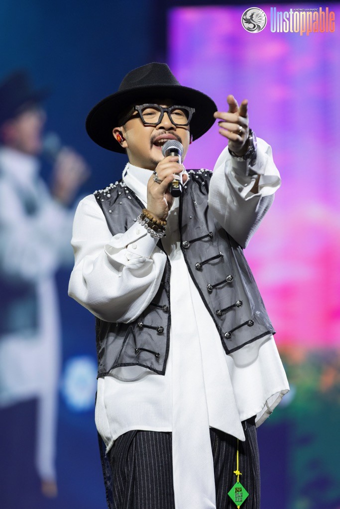 4 Anh tài làm đêm nhạc như concert: Tăng Phúc hát rock, Hà Lê làm mới 'Diễm xưa' của nhạc sĩ Trịnh Công Sơn