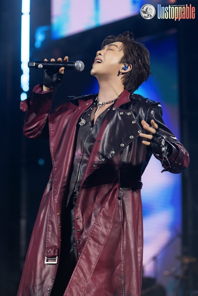 4 Anh tài làm đêm nhạc như concert: Tăng Phúc hát rock, Hà Lê làm mới 'Diễm xưa' của nhạc sĩ Trịnh Công Sơn