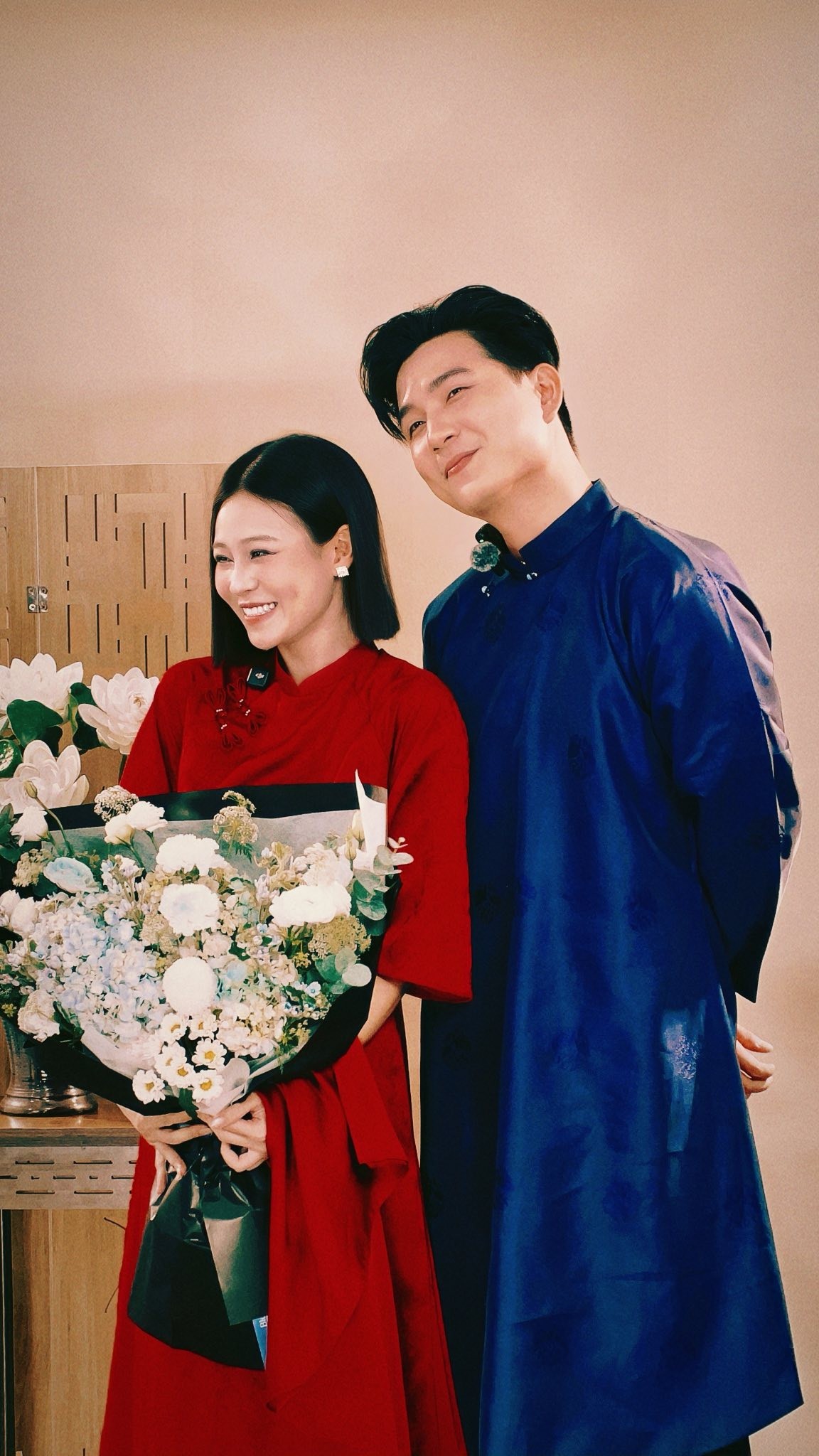 Quỳnh Châu và Lê Hải tung bộ ảnh áo dài cực tình, nghi vấn phim giả tình thật?