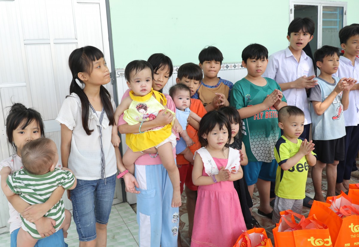 IMC - TodayTV lan tỏa yêu thương dịp Tết 2026, trao tặng hơn 800 phần quà đến nhiều hoàn cảnh khó khăn