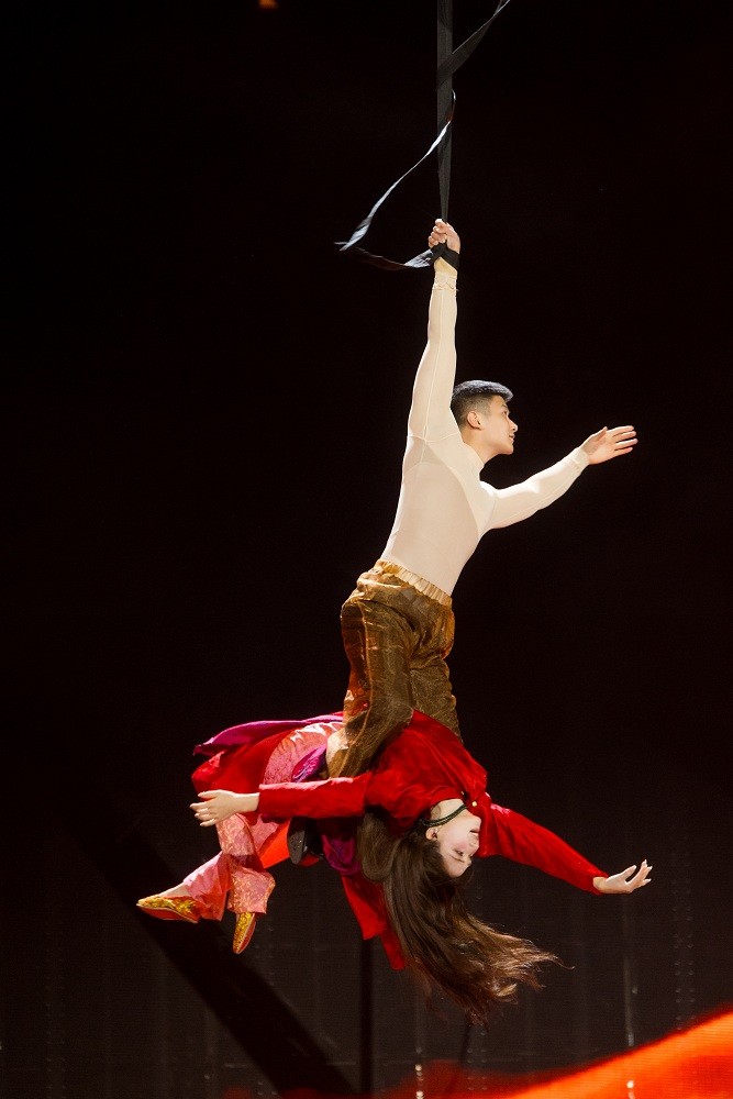 Fan Concert đầu năm 2026 rực rỡ hoành tráng của Hòa Minzy