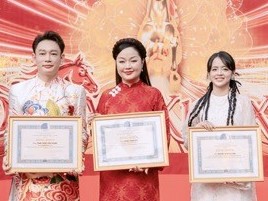 Hoa hậu Hoàng Thanh Nga được vinh danh 'Nghệ sĩ vì cộng đồng năm 2025'