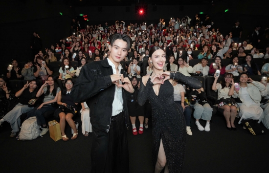 Keng Harit bùng nổ visual khi sang Việt Nam đi cinetour phim 'Người đẹp và quái lạ'