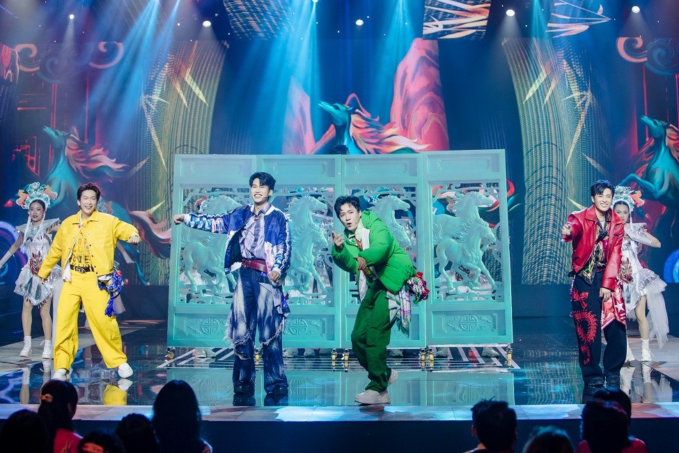 Khi 70 nghệ sĩ cùng 'phi nhanh như ngựa' đại náo đại nhạc hội Tết, 'Gala nhạc Việt 2026' hứa hẹn 'càn quét' mọi bảng xếp hạng