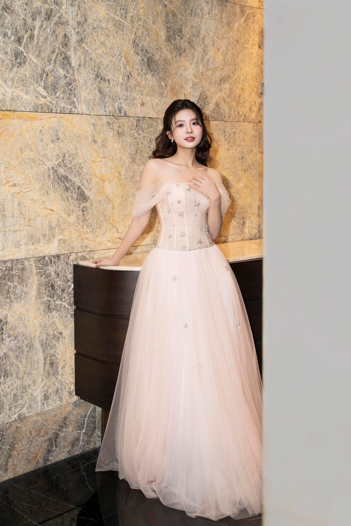 Diễn viên Chang Mây lên tiếng sau ồn ào tình cảm