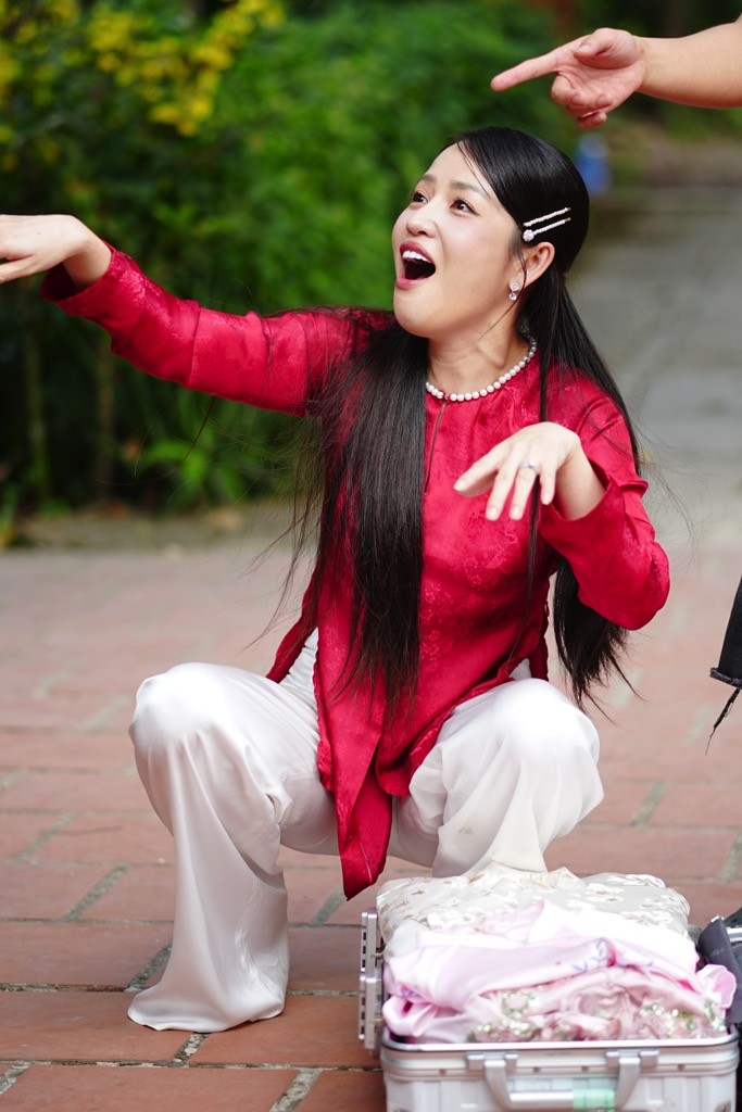 Thu Trang - Tiến Luật trở lại với 'Tết đến rồi về nhà thôi 9', hé lộ vai diễn của bé Andy