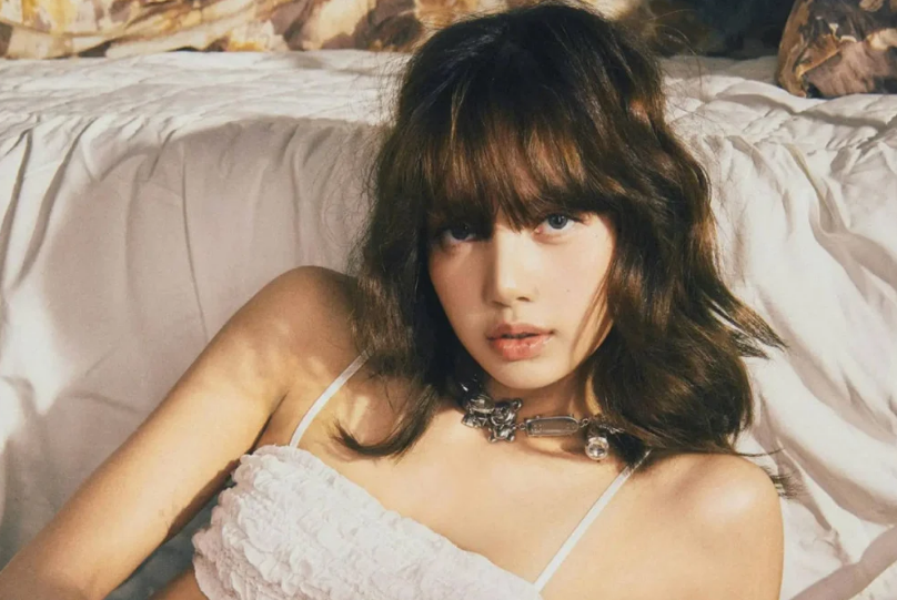Lisa (BlackPink) đóng chính trong dự án Netflix đầy lãng mạn