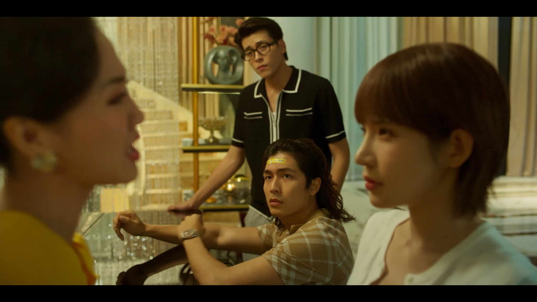 'Thỏ ơi!!' tung trailer chính thức: Ai mới là người che giấu bí mật?