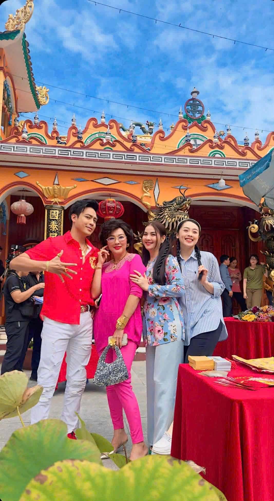 'Tết này có em': Thông điệp sâu sắc về gia đình, tình bạn, lòng nhân ái, và tinh thần lập nghiệp