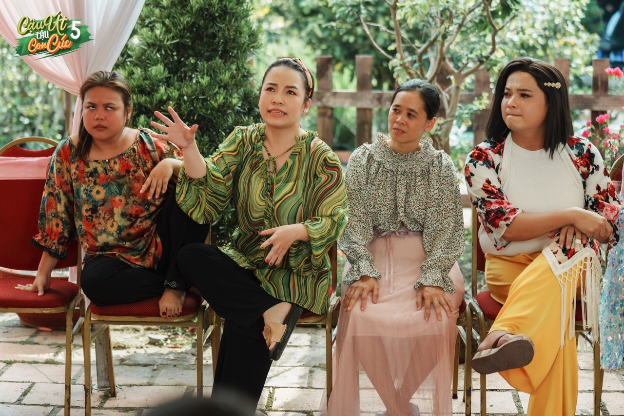 Lý do 'Cậu Út cậu con Cúc 5' tạo hiệu ứng 'cười liên hoàn' trong đêm lên sóng?