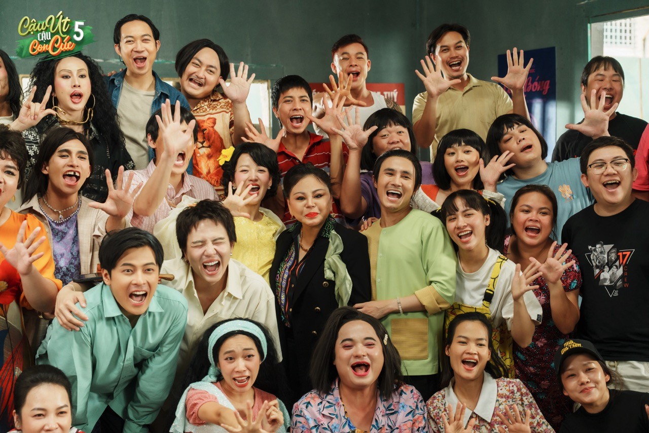 Lý do 'Cậu Út cậu con Cúc 5' tạo hiệu ứng 'cười liên hoàn' trong đêm lên sóng?