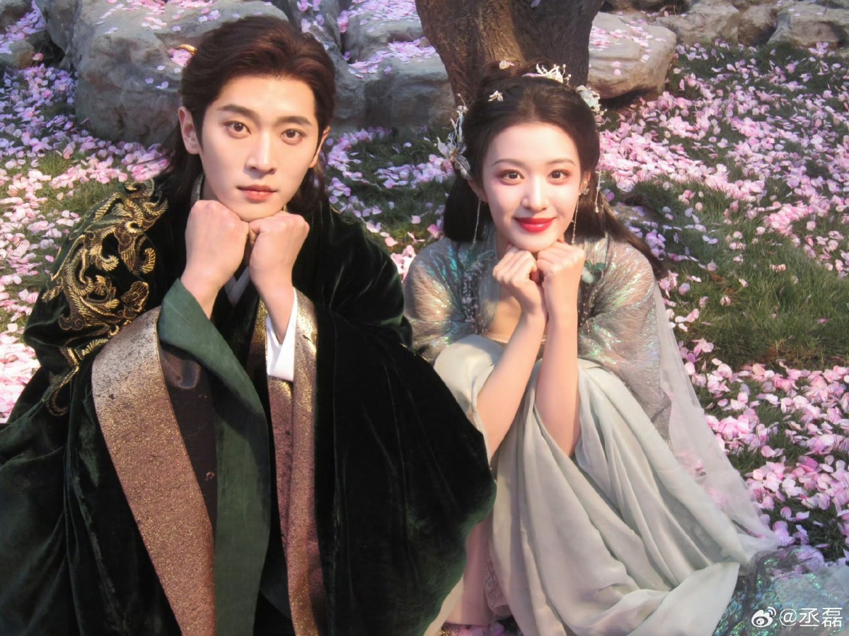 'Còn ra thể thống gì nữa': Vương Sở Nhiên và Thừa Lỗi ‘bùng nổ’ nhan sắc