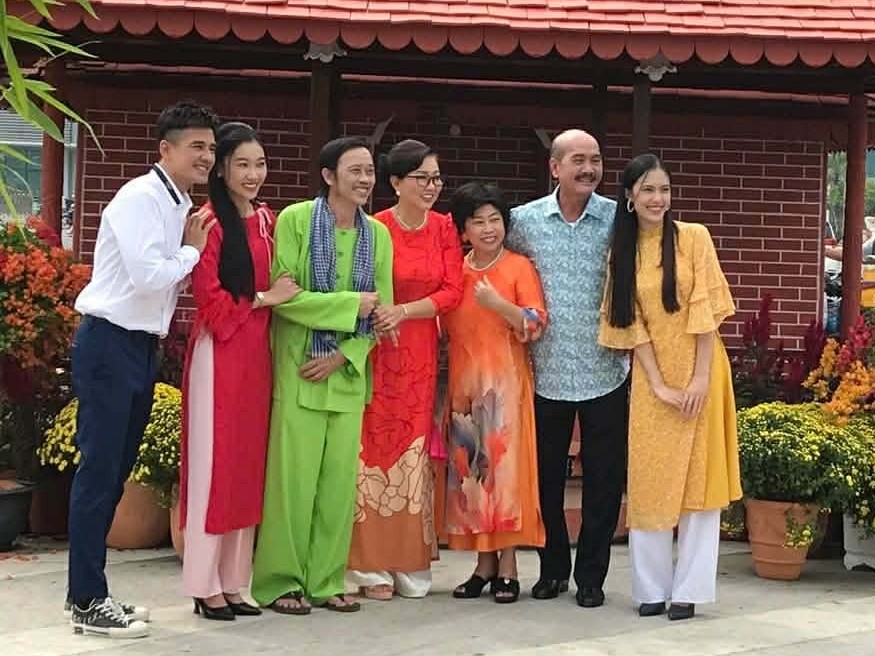 NSƯT Hoài Linh tái xuất trong phim Tết 'Nàng dâu miệt vườn'