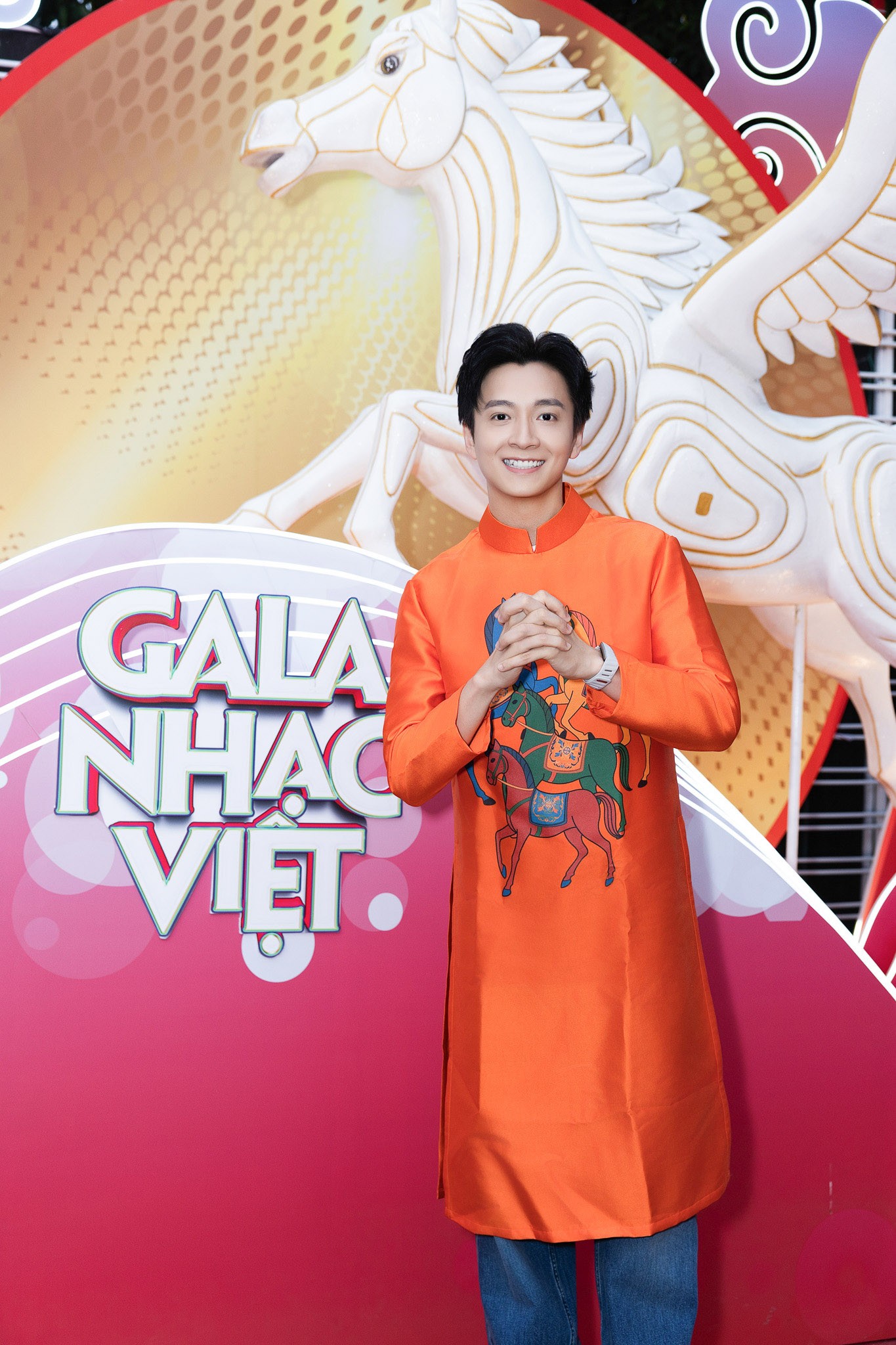 Hồ Ngọc Hà, Cẩm Ly cùng dàn sao 'khủng' V-biz đổ bộ 'Gala nhạc Việt 2026'