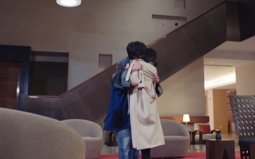 'Bóng tùng quân' tập 17: Tôn Mỹ Tây từ chối tình cảm của Lăng Thính, thẳng tay cho 'ăn tát'