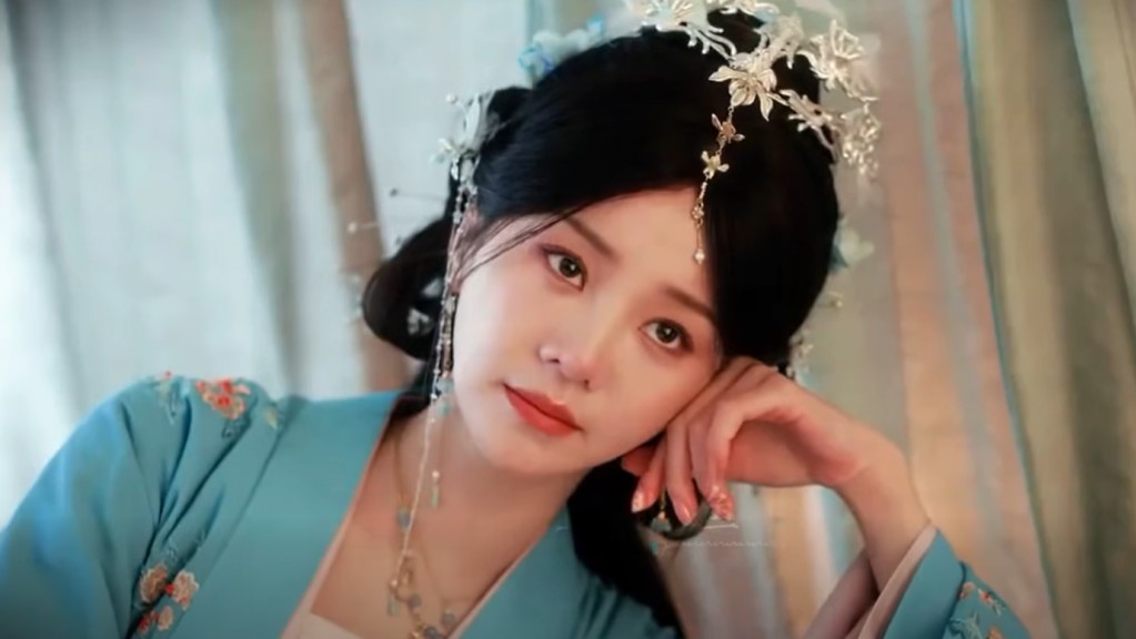 ‘Còn ra thể thống gì nữa’: ‘Couple’ của Hồ Ý Hoàn bị chê bai ngoại hình