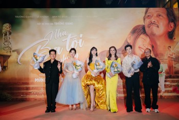 Thảm đỏ 'nóng rực' cuối năm: Cả showbiz Việt đổ bộ chúc mừng Trường Giang ra mắt 'Nhà ba tôi một phòng'