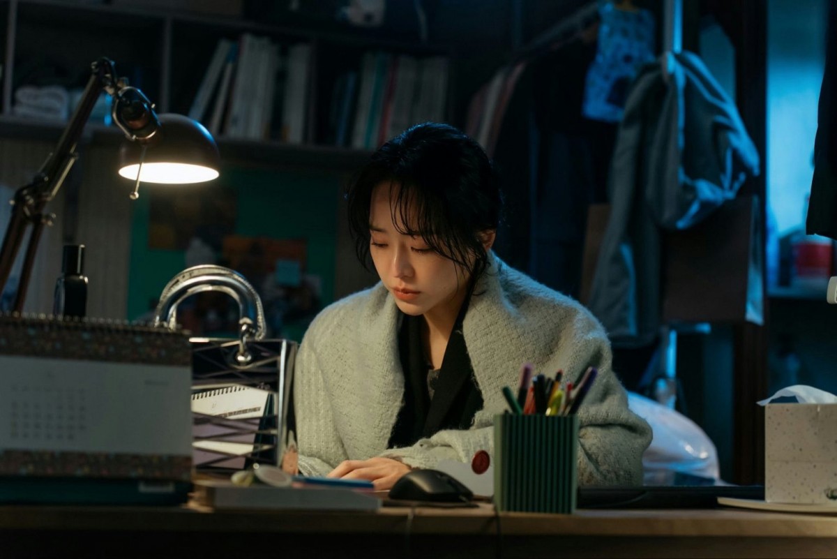 'The Art of Sarah' vươn lên Top 1 Netflix Hàn Quốc