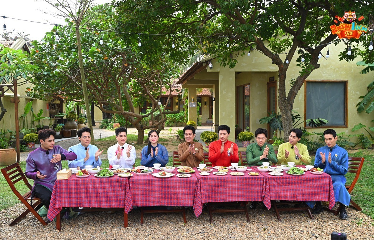 '2 ngày 1 đêm': Dương Lâm - Võ Tấn Phát 'quyết chiến' 1:1 để giành chỗ ngủ, áo năm mới của Ngô Kiến Huy gây chú ý