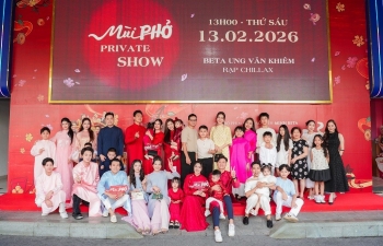 Hơn 10 gia đình sao Việt đưa con đến xem phim 'Mùi phở'