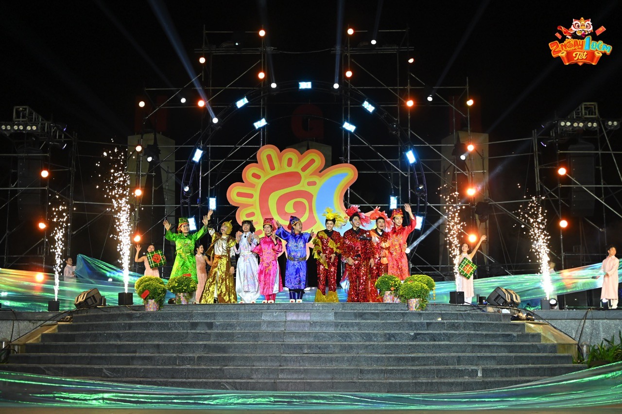 '2 ngày 1 đêm': Dương Lâm - Võ Tấn Phát 'quyết chiến' 1:1 để giành chỗ ngủ, áo năm mới của Ngô Kiến Huy gây chú ý