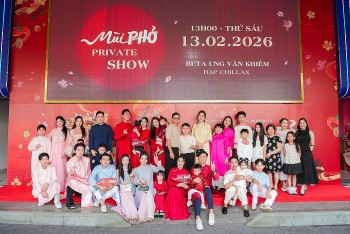 Hơn 10 gia đình sao Việt đưa con đến xem phim 'Mùi phở'