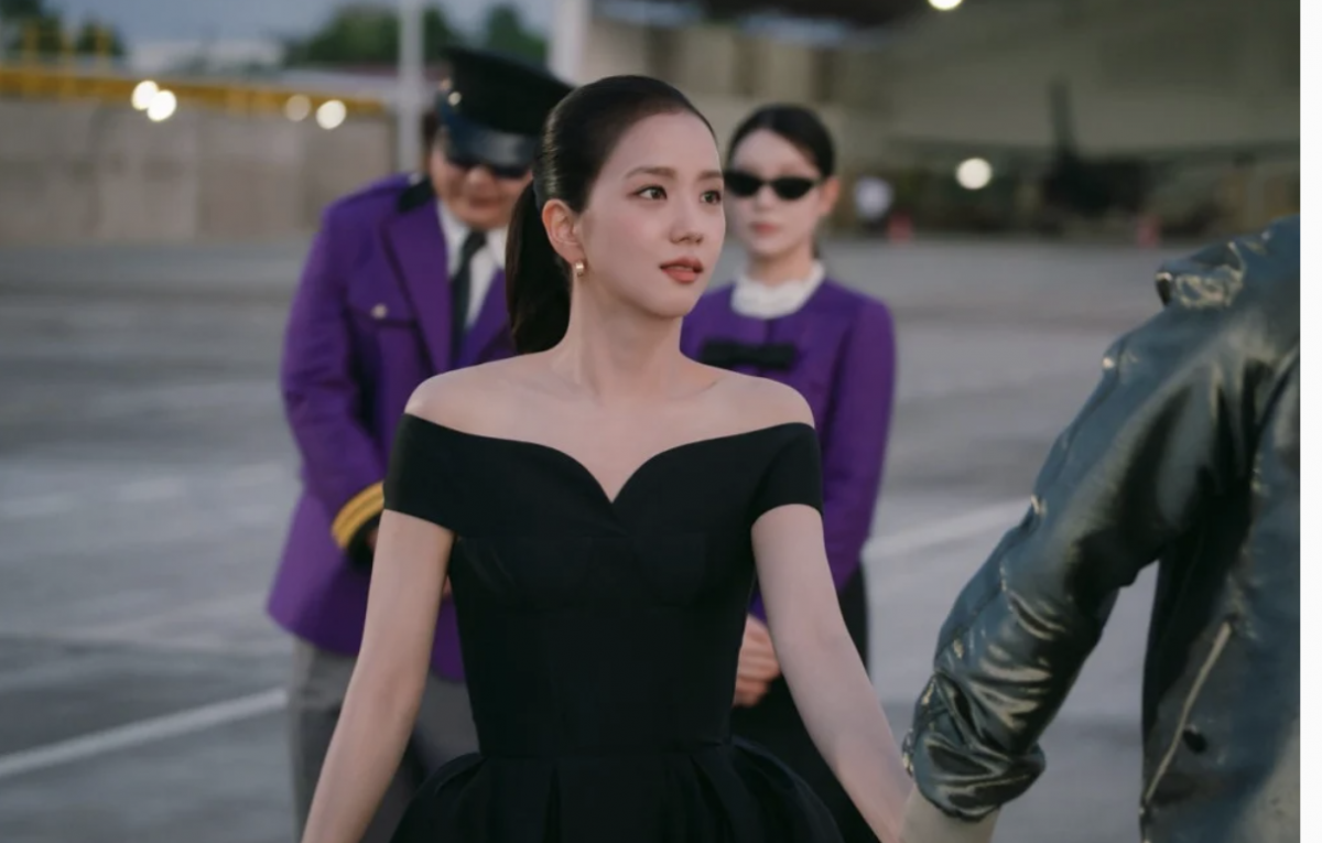 Jisoo (BlackPink) sẽ dập tắt chỉ trích với 'Boyfriend On Demand'?