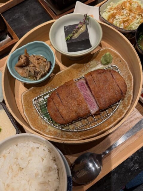 'Bằng chứng' hẹn hò của Jennie (BlackPink) và Kai (EXO) gây xôn xao dư luận