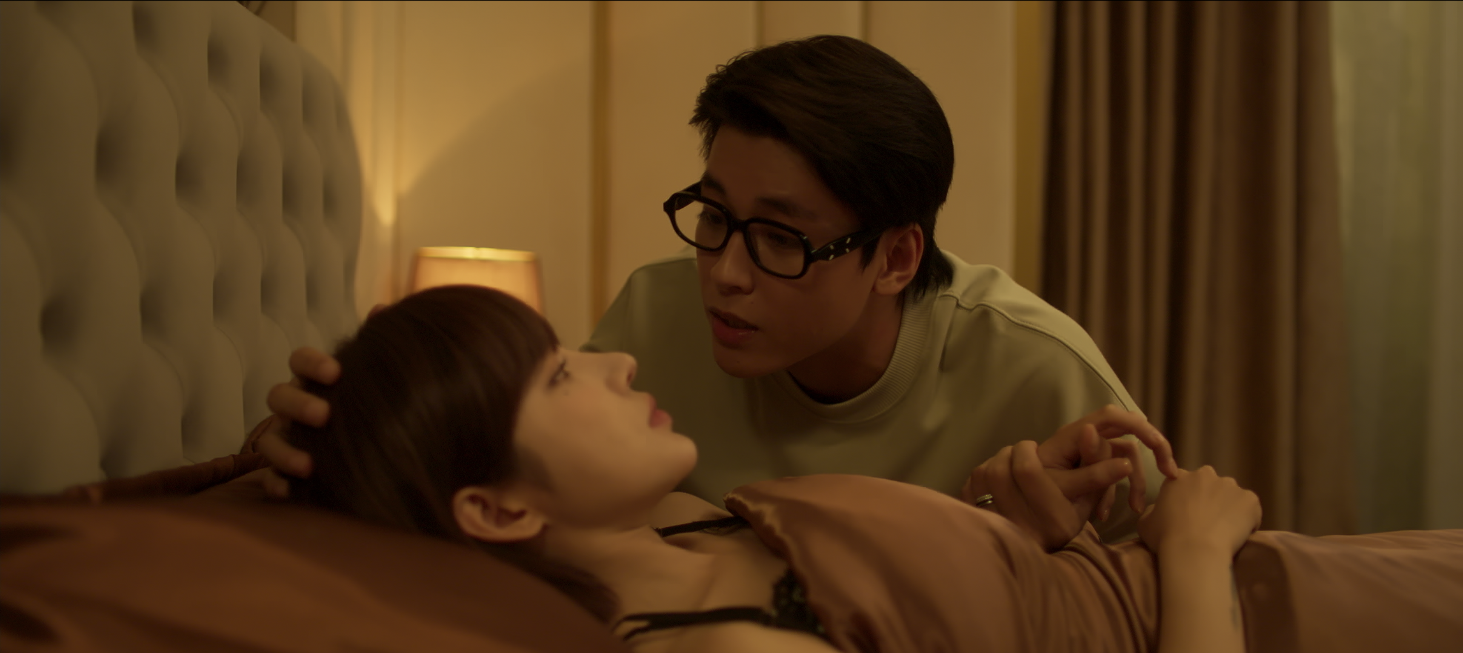 Phim 'Thỏ ơi!!' tung MV 'Giữ anh em làm gì cũng không xong' đầy day dứt