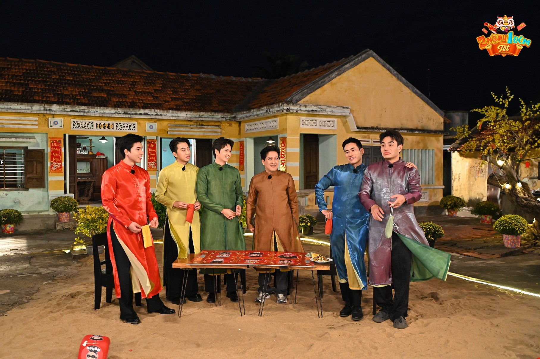 '2 ngày 1 đêm': Ngô Kiến Huy bất bình vì Trường Giang 'chia của' sai, Hieuthuhai rưng rưng chia sẻ về kỷ niệm ngày Tết