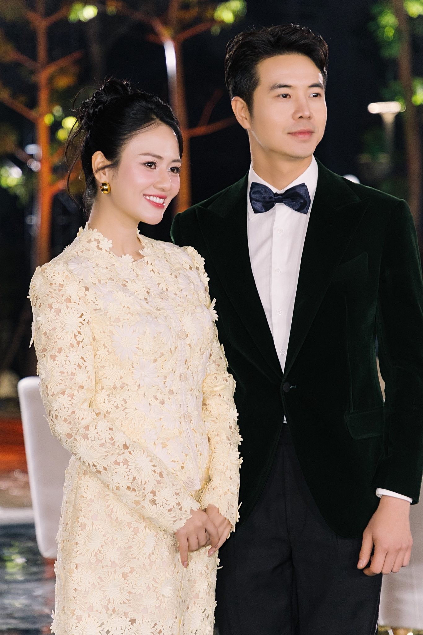 Đức Hiếu và Việt Hoa gây bão mạng xã hội khi bất ngờ sánh đôi dịp đầu năm 2026