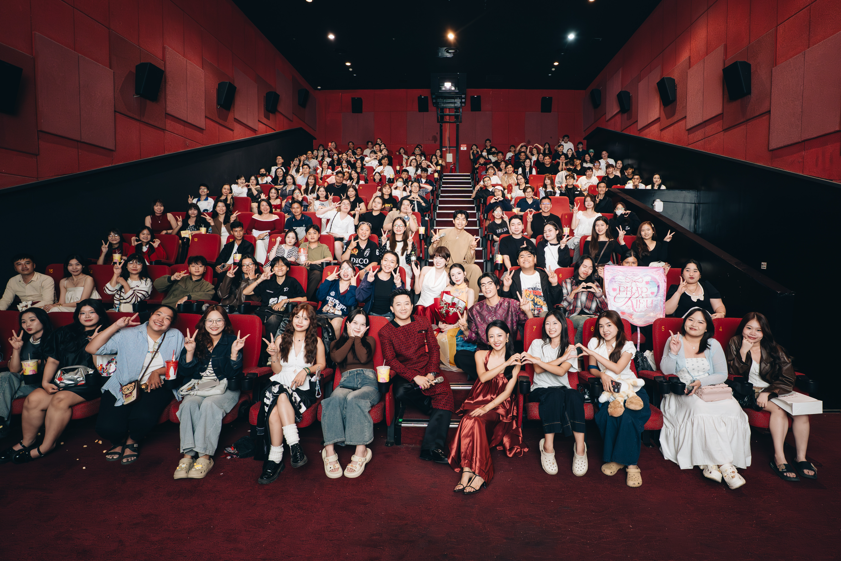 'Thỏ ơi!!' giữ chuỗi Top 1 phòng vé cả tuần đầu công chiếu với hơn 3,5 triệu lượt xem