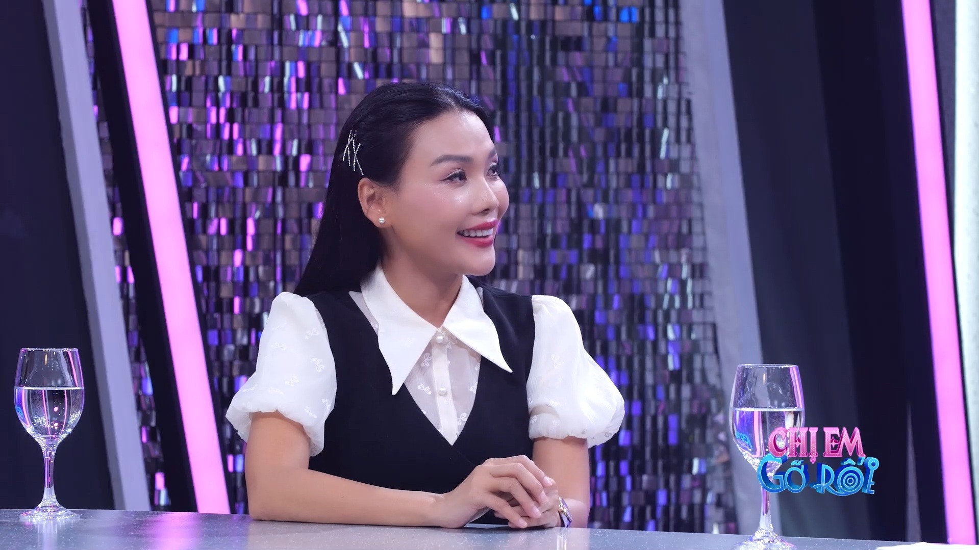 MC Ngô Như Quỳnh: Không có nghĩa vụ chia tiền khi trúng số, hãy tỉnh táo trước nước mắt người thân