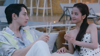 Netflix hé lộ 8 nam thần sẽ hẹn hò với Jisoo (BlackPink) trong 'Boyfriend on Demand'