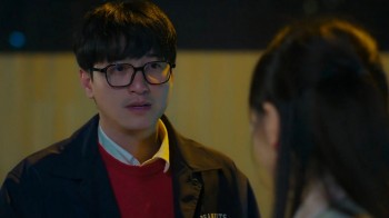 Hotboy Huỳnh Anh bị fan khuyên chỉ nên đóng phim chứ đừng cất giọng hát?