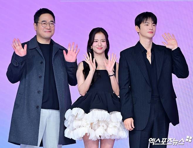 Jisoo sẽ chứng minh mình diễn xuất 'không tệ'?