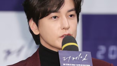 Ngành giải trí khó khăn, sao Hàn phải lao động chân tay để 'kiếm cơm'