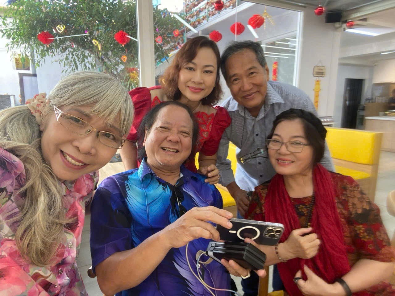 Dấu ấn nụ cười từ khóa Đạo diễn điện ảnh đầu tiên của trường Đại học Sân khấu - Điện ảnh Thành phố Hồ Chí Minh