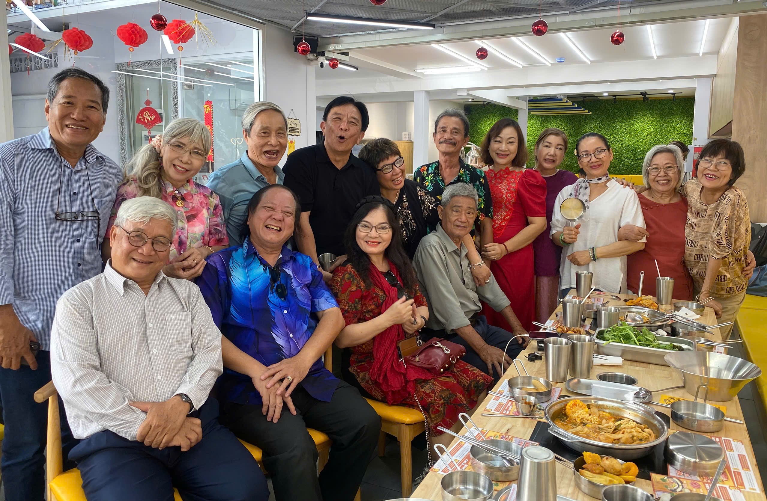 Dấu ấn nụ cười từ khóa Đạo diễn điện ảnh đầu tiên của trường Đại học Sân khấu - Điện ảnh Thành phố Hồ Chí Minh