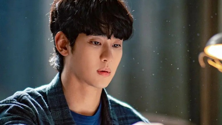 Kim Soo Hyun sẵn sàng tái xuất làng giải trí với 'Knock-Off'?
