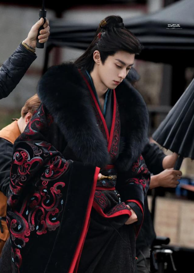 ‘Tướng Môn Độc Hậu’ hé lộ tạo hình, Vương Hạc Đệ nhận lời khen