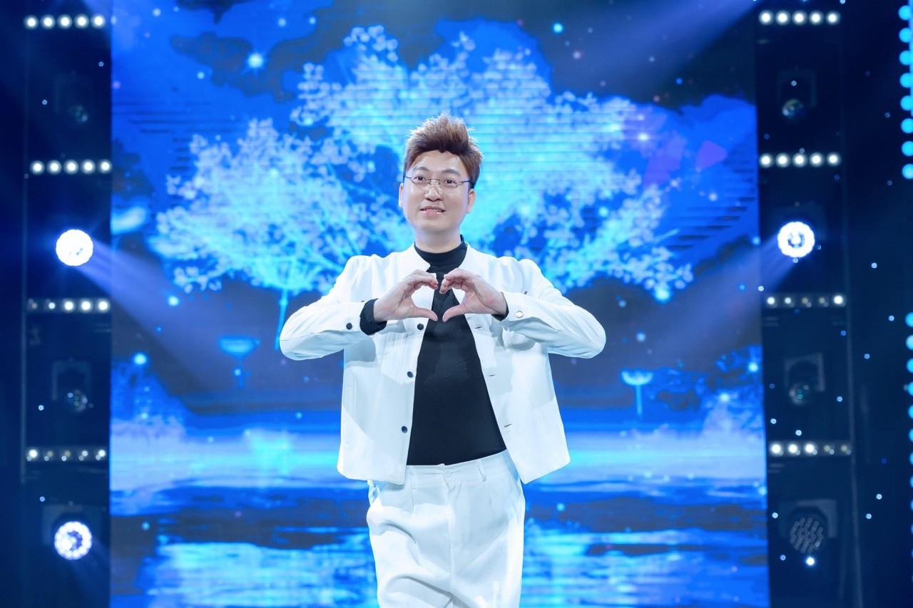 Sỹ Luân không ngại làm việc nhà, tiết lộ tính cách con gái 6 tuổi