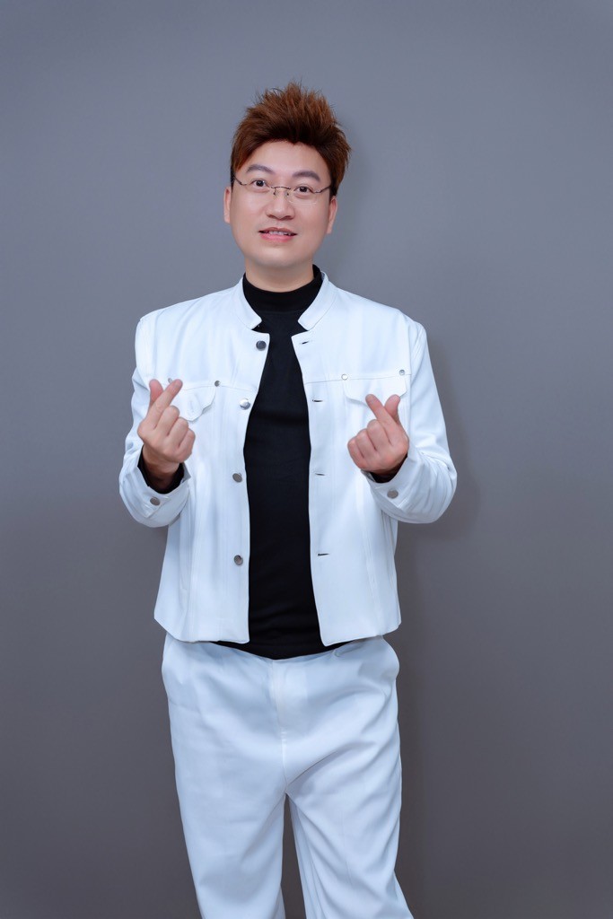 Sỹ Luân không ngại làm việc nhà, tiết lộ tính cách con gái 6 tuổi