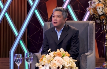 Diễn viên Hoàng Mèo trải lòng về nghề sân khấu 'Mệt nhưng rất mê!'