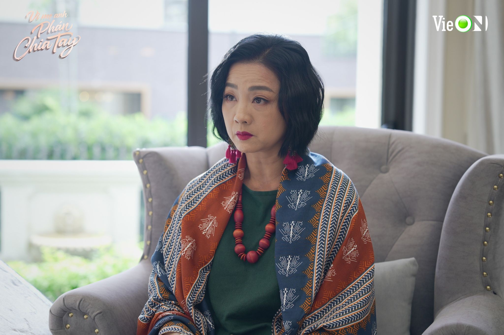 'Vì mẹ anh phán chia tay': Màn kết hợp giữa các ngôi sao phòng vé và dàn nghệ sĩ sân khấu kỳ cựu