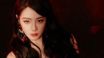 Địch Lệ Nhiệt Ba thông báo bình an sau sự cố ở Dubai