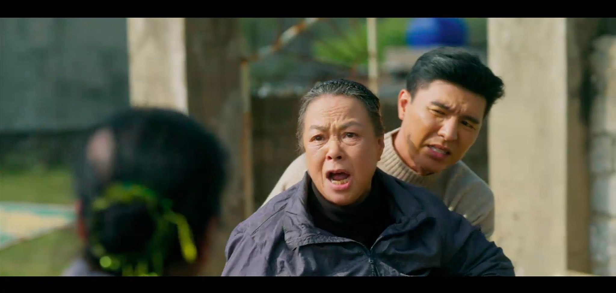 NSƯT Thanh Quý gây sốt với màn động thủ trong phim 'Không giới hạn'