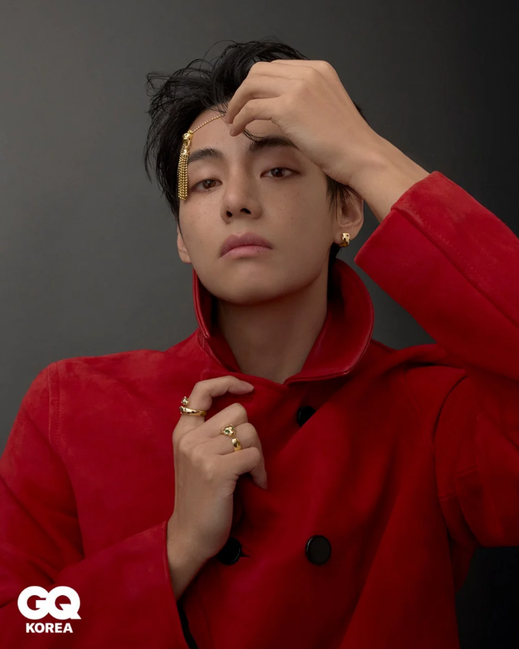 V (BTS) được khen 'đẹp trai như báu vật quốc gia'