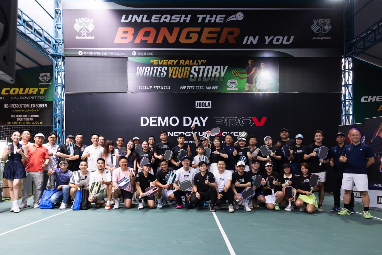 Trà Ngọc Hằng hội ngộ nhiều 'Anh tài' trên sân Pickleball