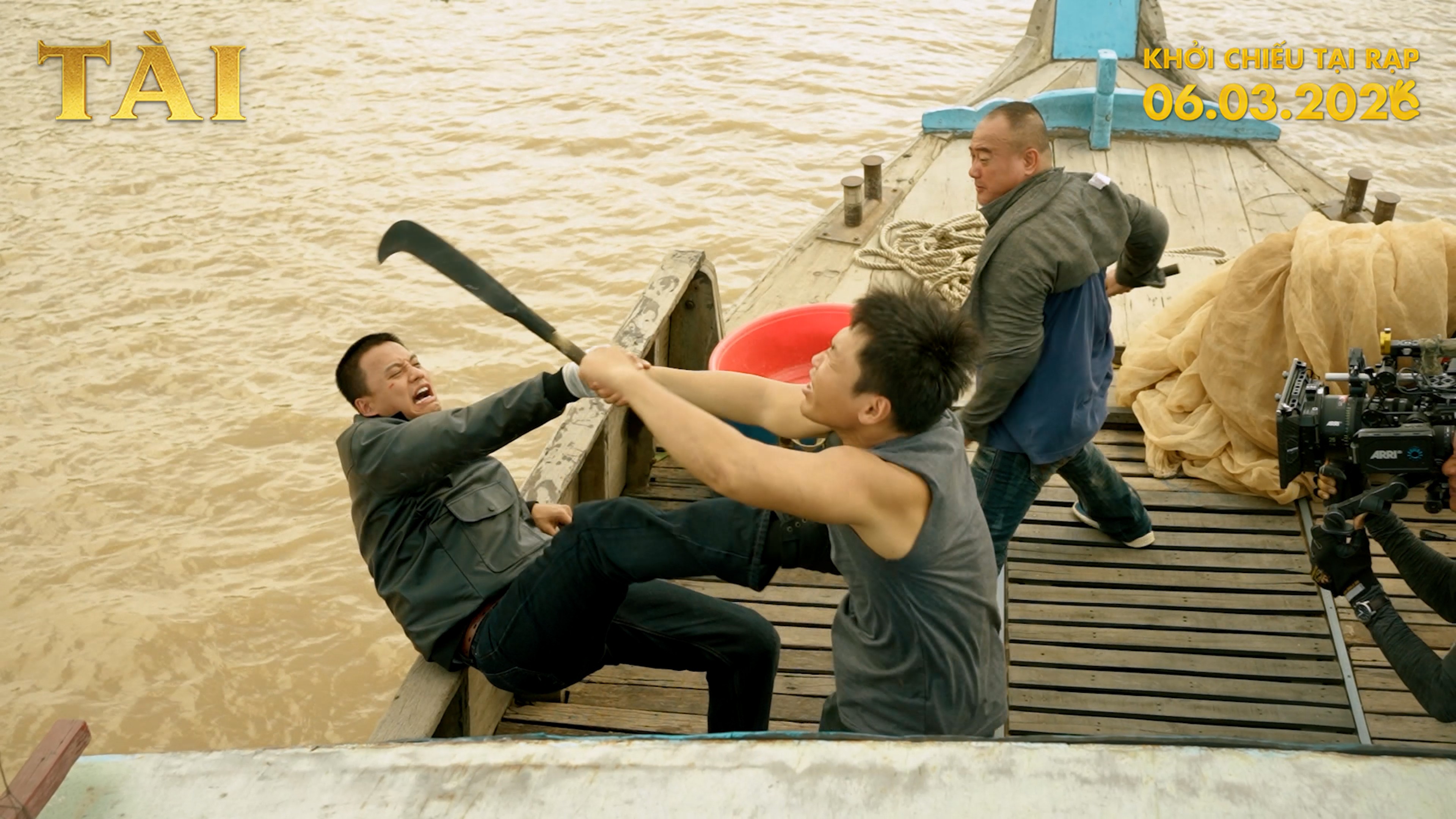 'Phản diện trăm tỷ' tụt huyết áp xuống còn 40, trải qua tình huống thập tử nhất sinh khi quay phim 'Tài'